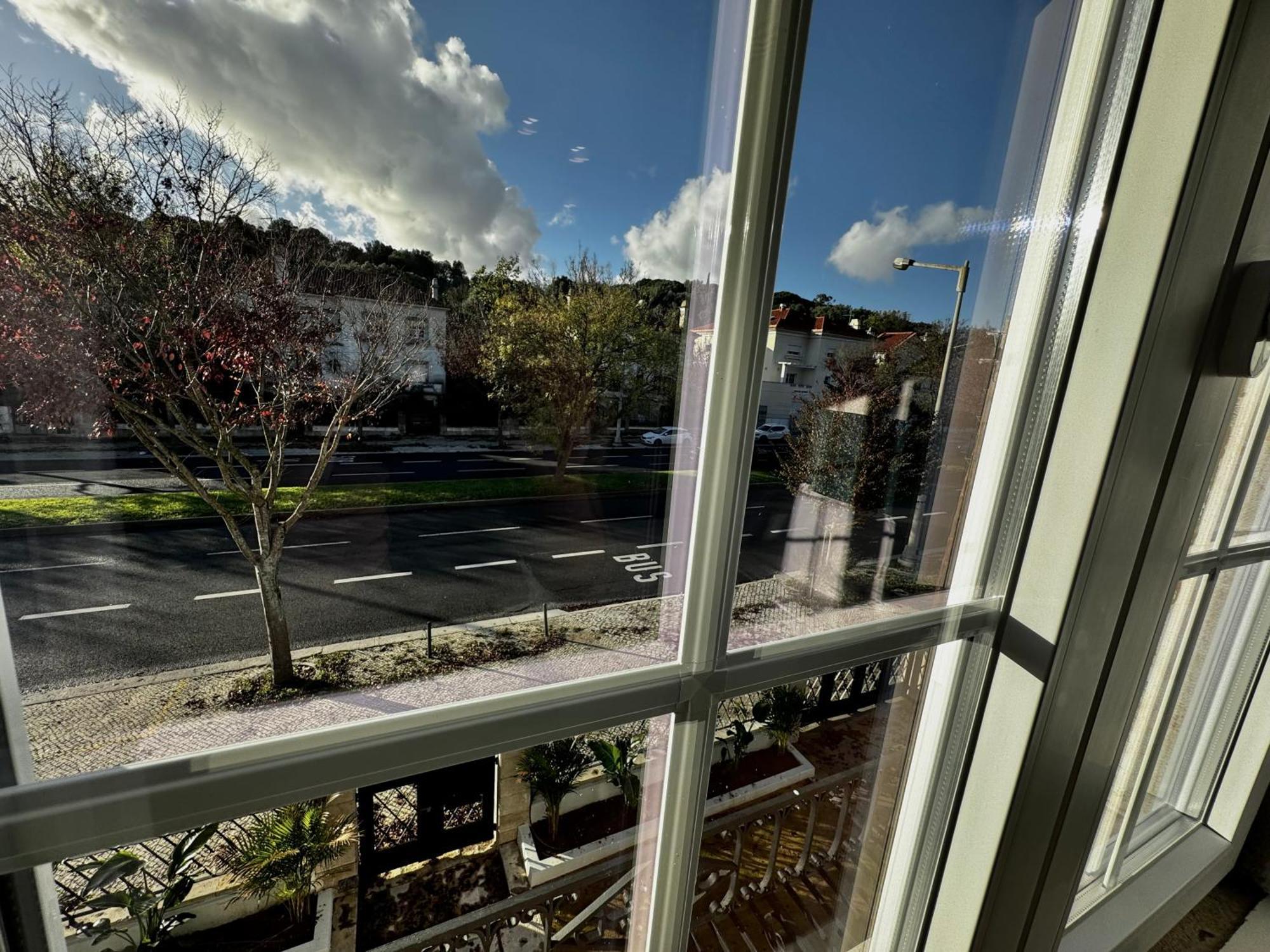 Relax And Explore Lisbon Suites And Rooms Exteriör bild